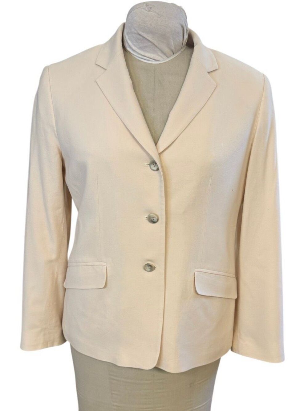 Landsโ End Classic 3-Button Front Wool Blend Blazer Sz. 10P Cream Lined Office P